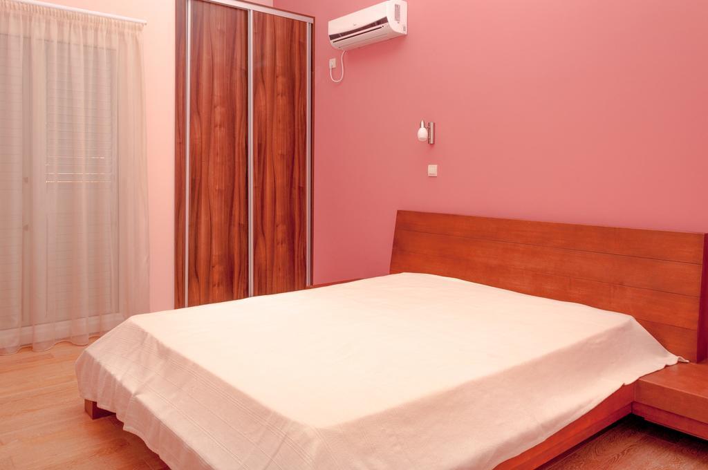 Apartments Lila Aurea Petrovac Δωμάτιο φωτογραφία