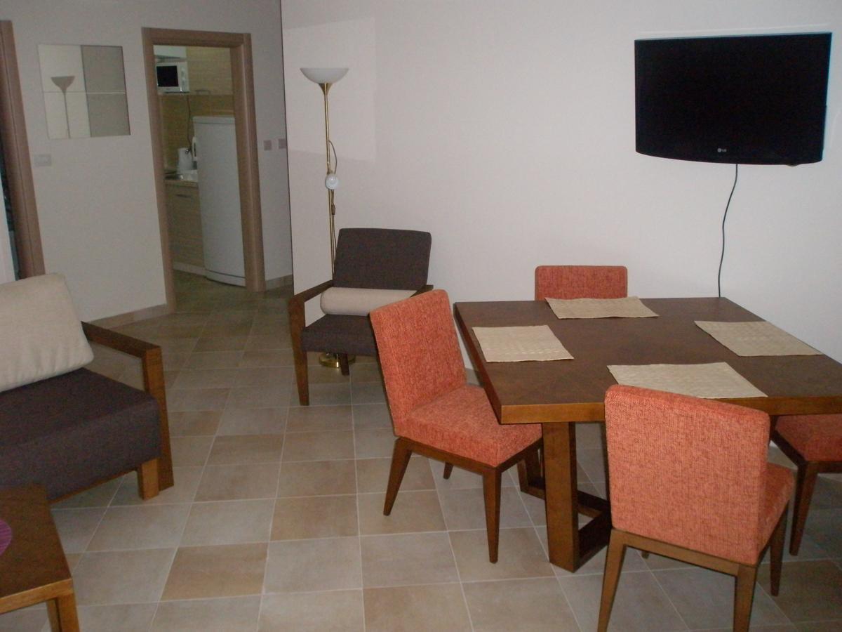 Apartments Lila Aurea Petrovac Εξωτερικό φωτογραφία